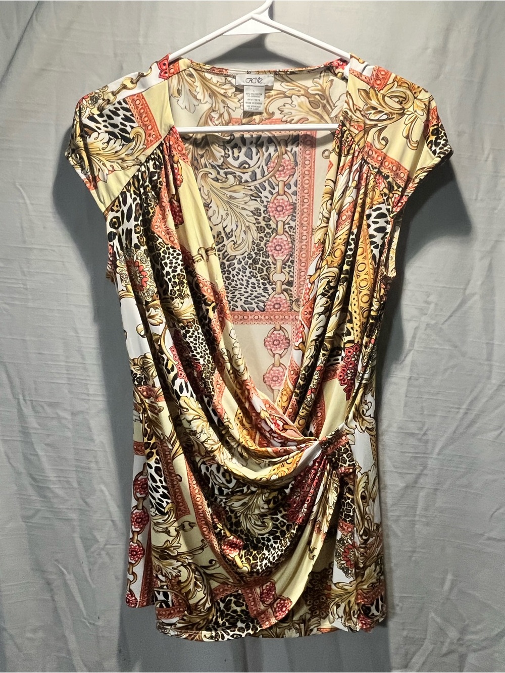 Cache Draped low v neck in Cream, Gold and Pink Baroque Print